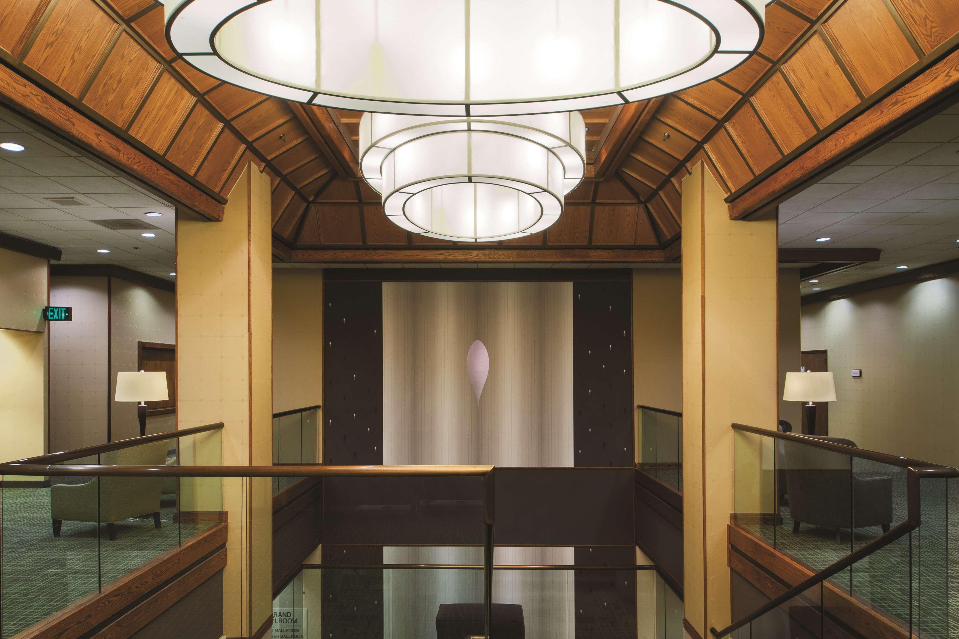 Doubletree By Hilton Hotel & Executive Meeting Center Omaha-Downtown Zewnętrze zdjęcie