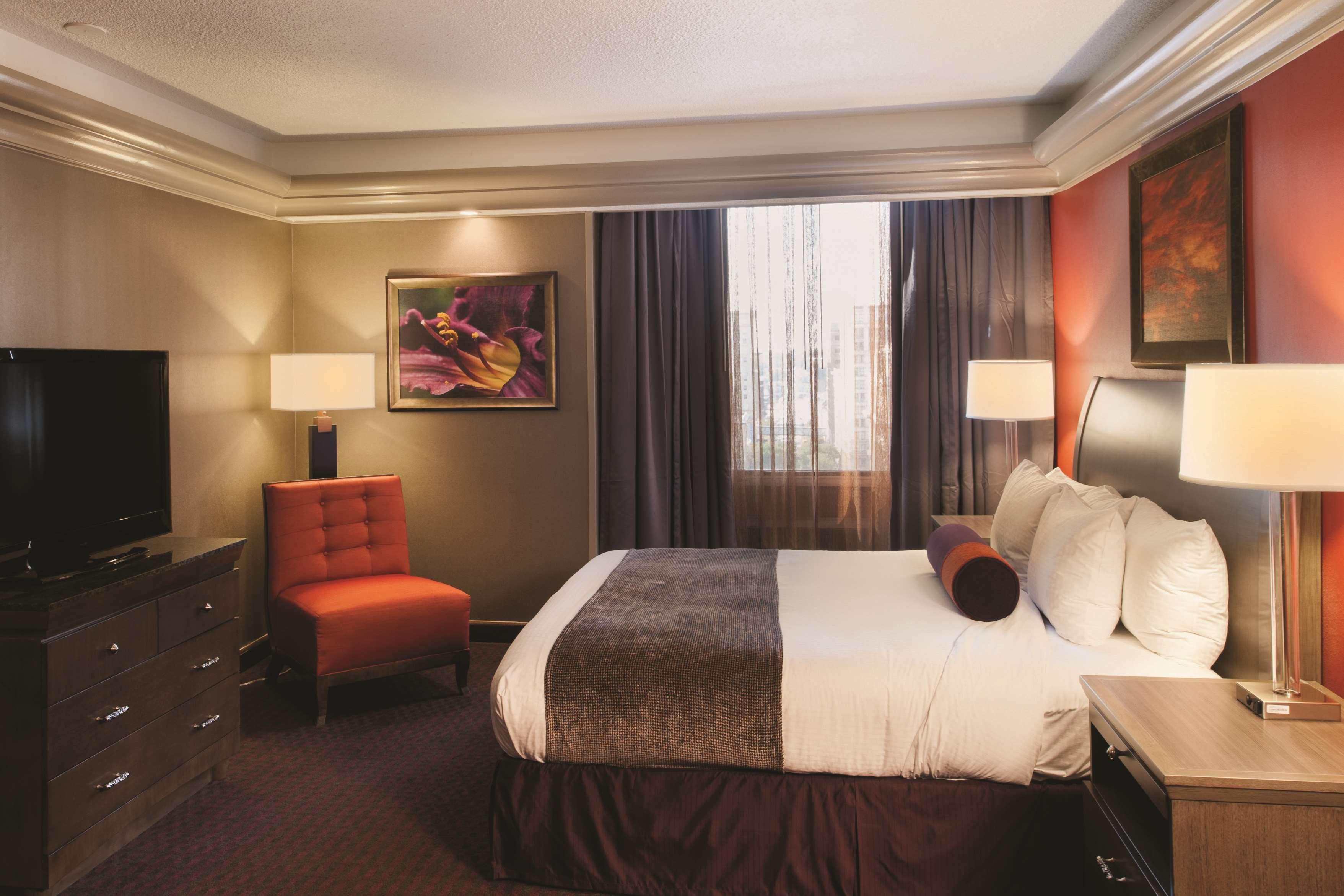 Doubletree By Hilton Hotel & Executive Meeting Center Omaha-Downtown Zewnętrze zdjęcie